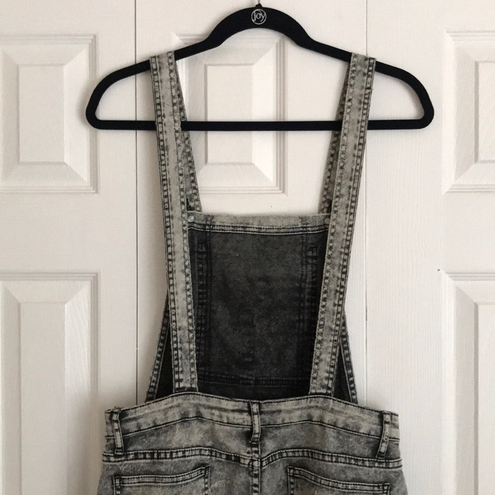 Overalls - Picture 4 of 4